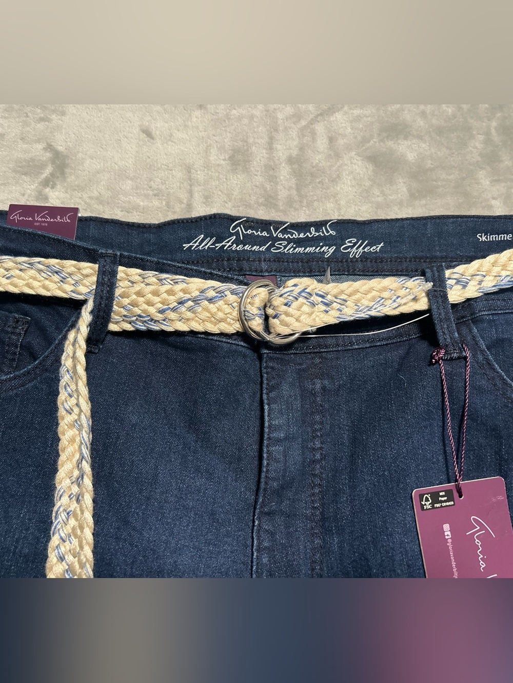 Gloria Vanderbilt Mila Belted Skimmer Capri Jeans Women’s 18 Dark Wash - Picture 7 of 11
